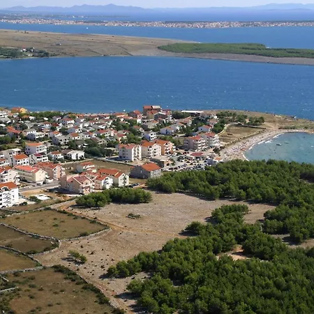 Apartments With A Parking Space Povljana, Pag - 226 Apartment