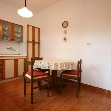 Apartments With A Parking Space Povljana, Pag - 226 Apartment